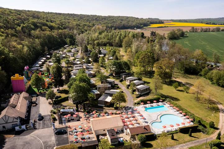Camping für 6 Personen, mit Pool und Terrasse, mit Haustier in Ile de France - 2