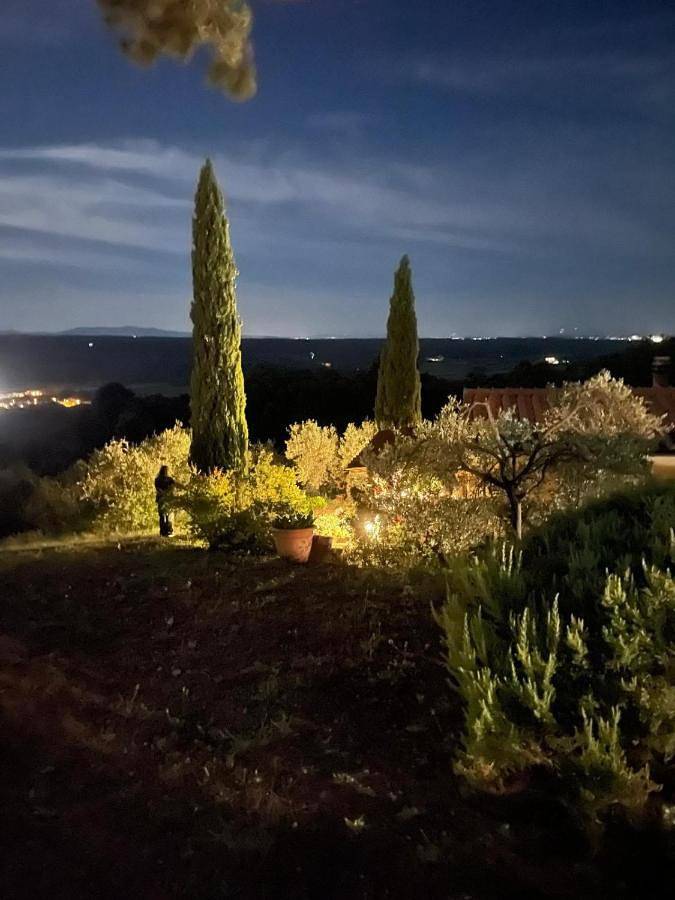 Casa Belvedere -tranquillità tra bosco e ulivi- in Riparbella, Etruskische Küste