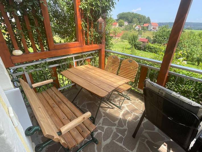 Ferienwohnung für 4 Personen, mit Ausblick und Garten - 1