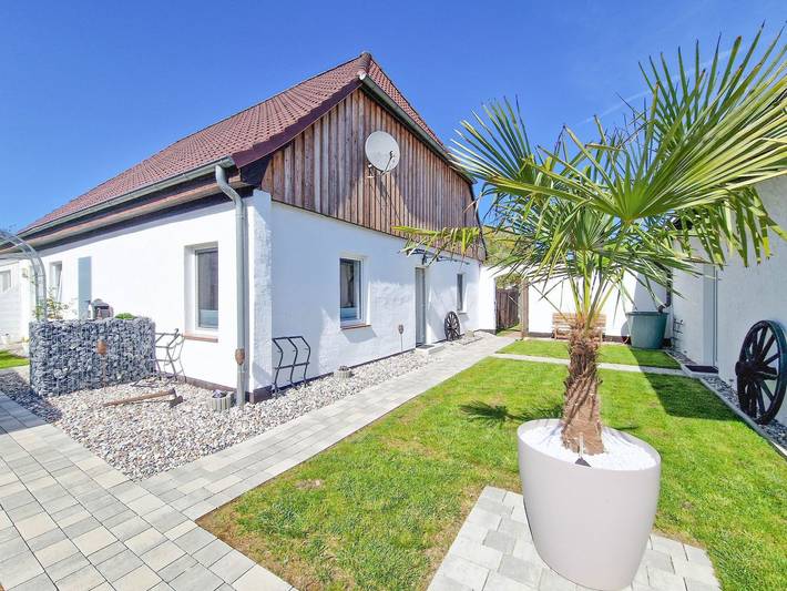 Ferienwohnung für 5 Personen, mit Terrasse in Mölschow
