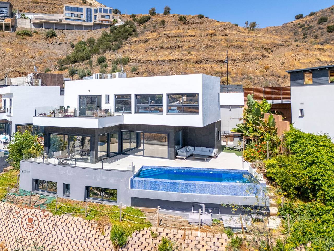 Luxe zeezicht villa Jensen - Takecaremalaga in Torrox Costa, Torrox