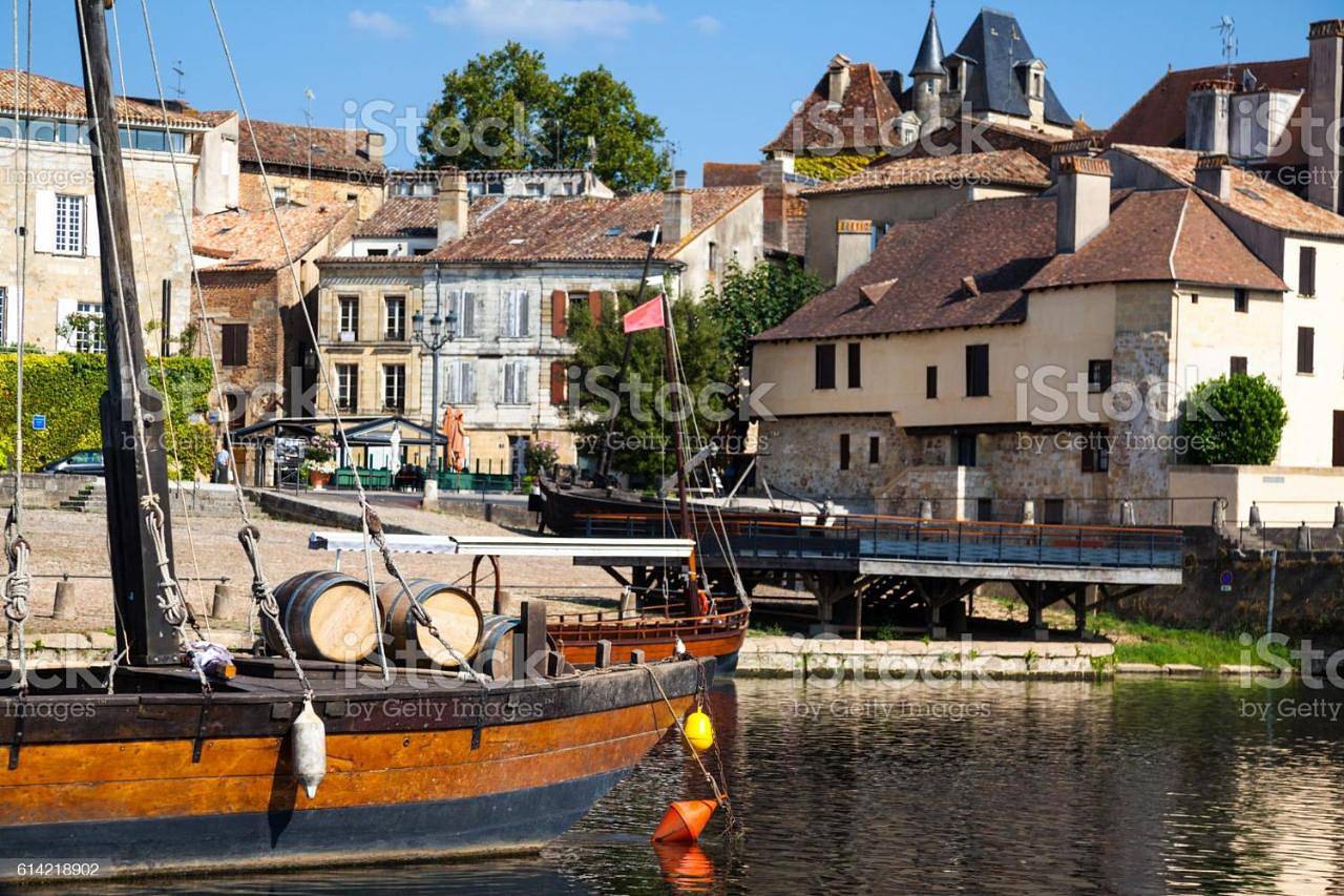 Geheel appartement, T2 36 m2 Près du lac, Parc 55 hectares accessible à pied ! in Bergerac, Périgord Pourpre