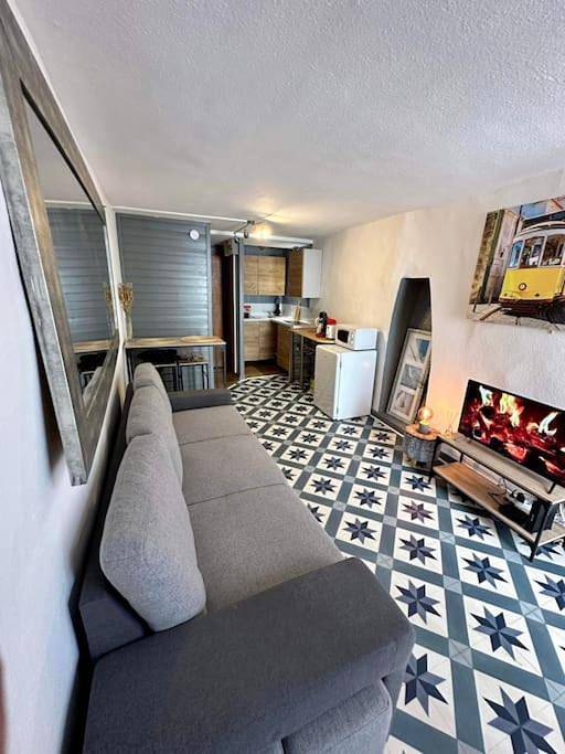 Appartement entier, One-Bedroom Apartment in Thonon-les-Bains, Région de Thonon-les-Bains