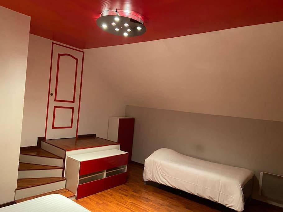 Appartement entier, Apartment in Lachy, Marne