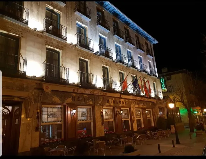 Hotel para 10 personas, con terraza, Se admiten mascotas - 1