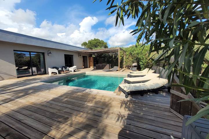 Ferienhaus für 8 Personen, mit Garten und Terrasse