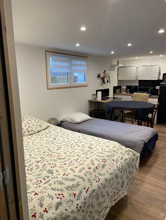 Gîte pour 3 personnes, avec jacuzzi ainsi que jardin et terrasse à Saint-Jacques-de-la-Lande