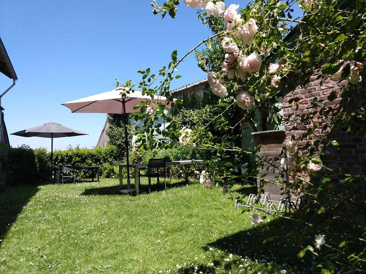 Beautiful 4-person half-timbered house, in the picturesque Geul valley in South Limburg in Limburgo (Países Bajos)