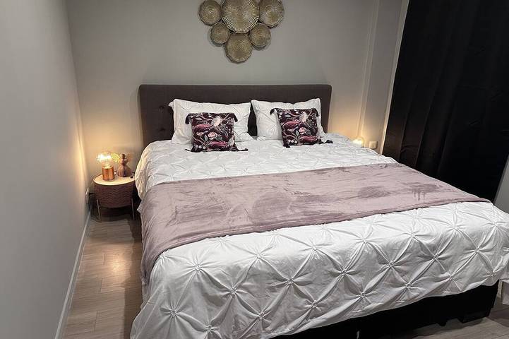 Gîte pour 8 personnes, avec jardin ainsi que terrasse et jacuzzi à Profondeville - 3