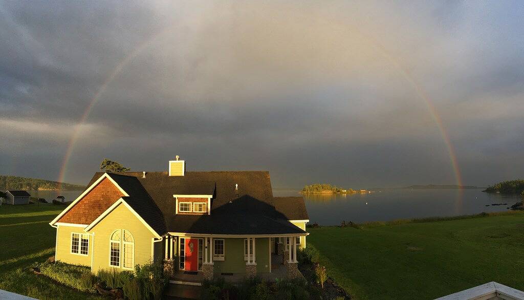 Waterfront Beach House - 2700 qm, Anlegeplatz in San Juan Island