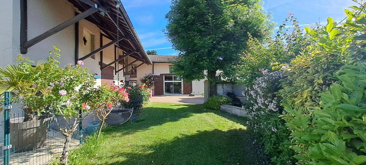 Appartement de vacances entier, Le Temps d'une Pause in Cessieu, Région de La Tour-du-Pin