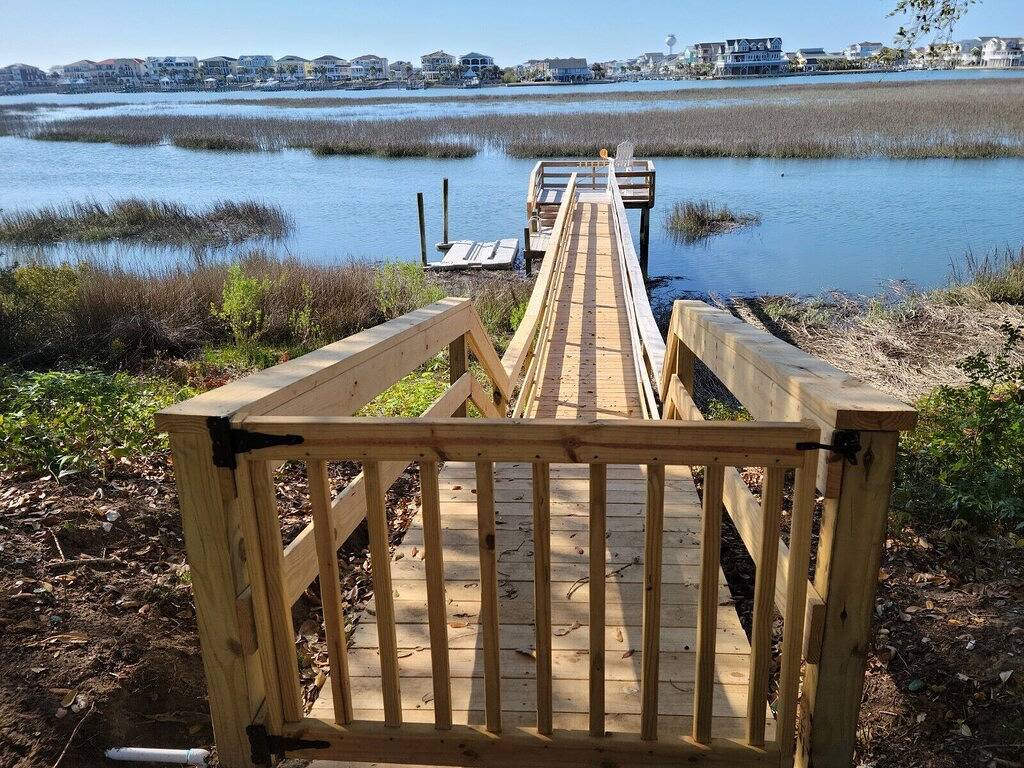 Waterway House 2 Br / 1 Ba Schlafmöglichkeiten für 6 Haustiere Wifi-Bettwäsche neu renoviert in Brunswick County