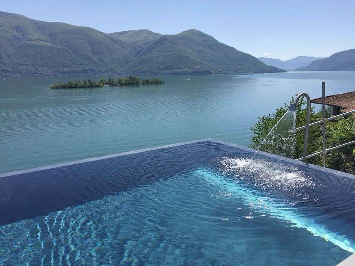 Ferienhaus für 6 Personen, mit Seeblick und Pool sowie Terrasse im Tessin - 2