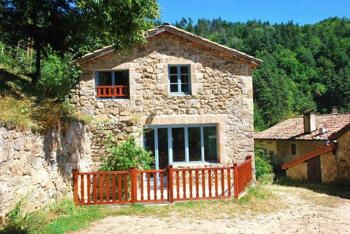 Maison de vacances pour 4 personnes avec balcon in Labatie-d'Andaure, Parc naturel régional des Monts d'Ardèche