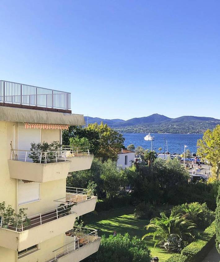 Ferienwohnung für 2 Personen, mit Pool und Garten sowie Ausblick in Saint-Tropez - 2