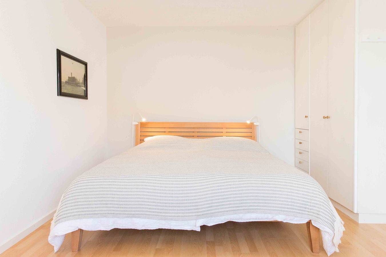 Ganze Wohnung, Ferienwohnung Am Alpenblick, 40qm, Terrasse, 1 Wohn-/Schlafzimmer, max. 2 Personen in Lindau, Bayerisch Schwaben