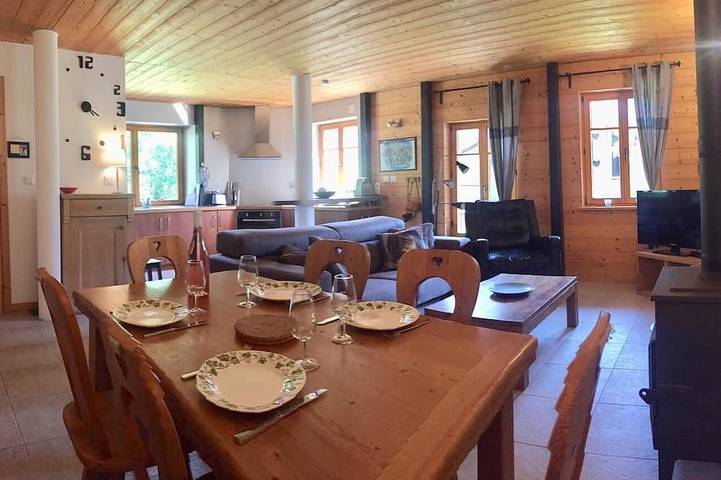 Location de vacances pour 6 personnes, avec jardin et balcon à La Chapelle-d'Abondance