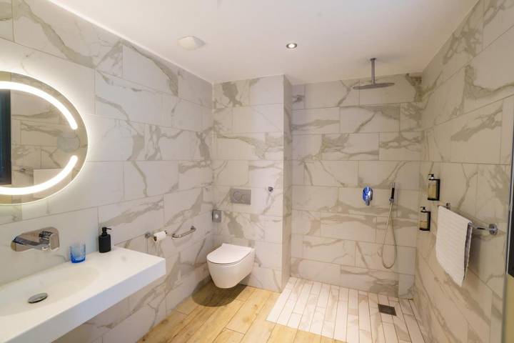 Hôtel pour 2 personnes, avec terrasse et jacuzzi ainsi que piscine et sauna dans Plage de Boucan Canot - 4