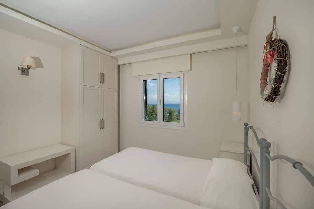 Erietta Superior Apartment mit zwei Schlafzimmern und Meerblick / Poolblick in Bochali, Zakynthos