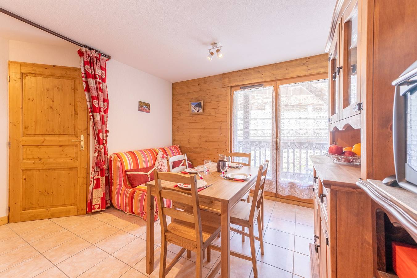 Apartamento entero, La Ferme des Alpages - Proche pistes de ski in La Giettaz, Albertville region