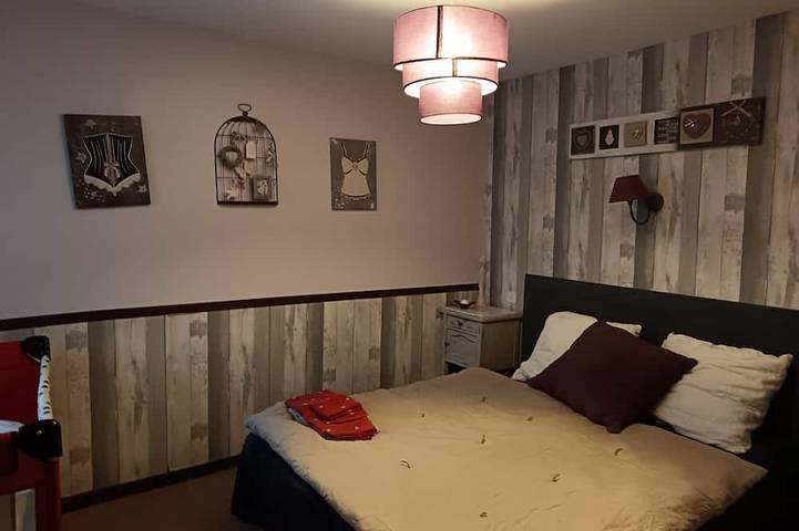 In the center of the Luz Saint Sauveur valley, house with swimming pool and beautiful view. in Barèges, Nationalpark Pyrenäen