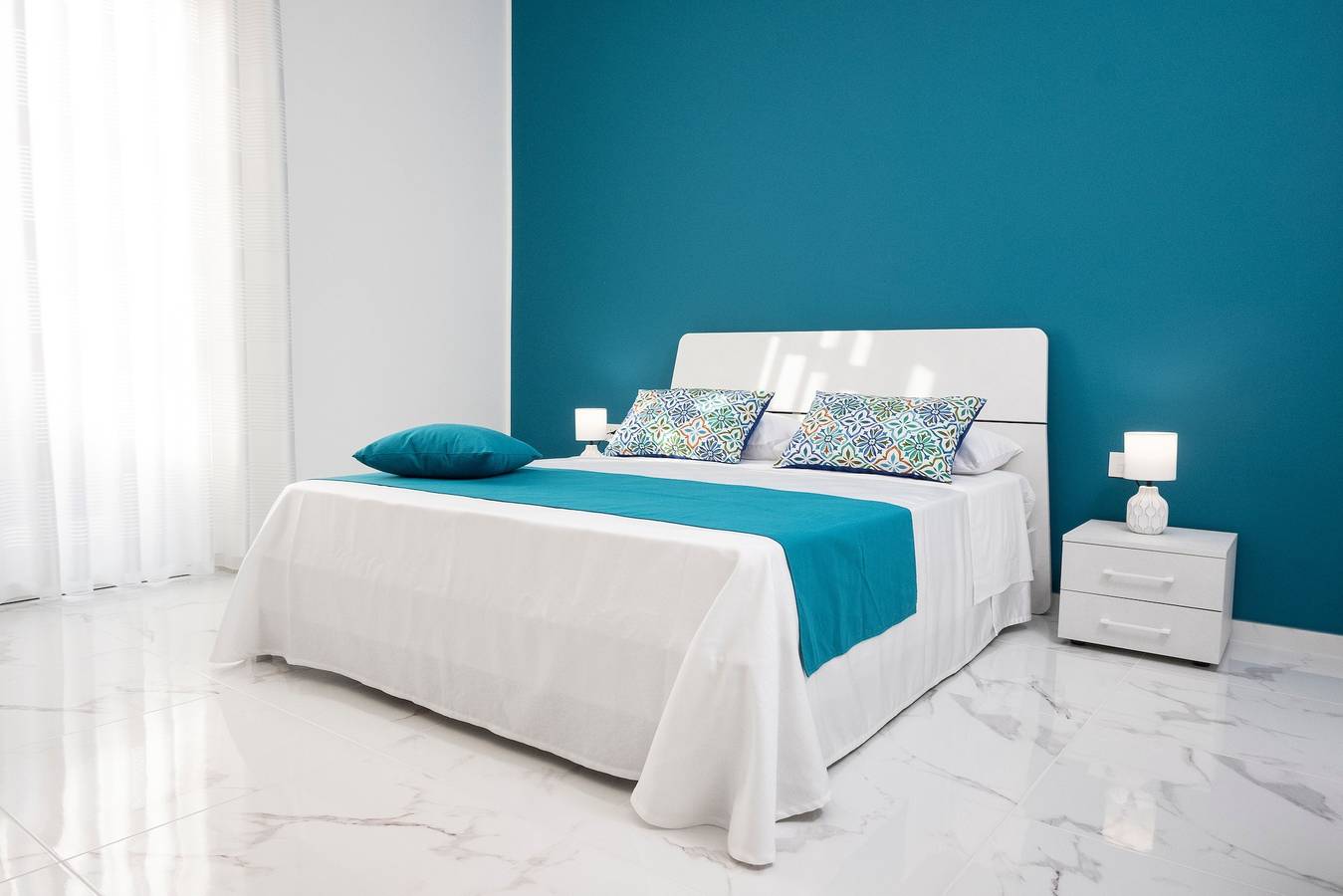 Azzurra Luxury with Shared Terrace, Wi-Fi and Air Conditioning in Marsala, Prowincja Trapani