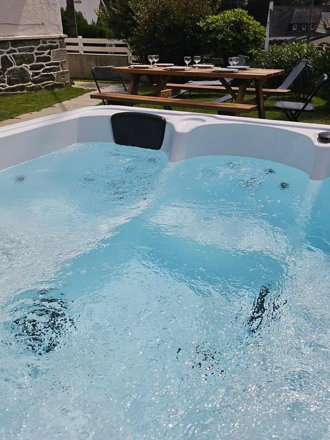 Casa de vacaciones para 9 personas, con jacuzzi además de jardín y terraza - 1