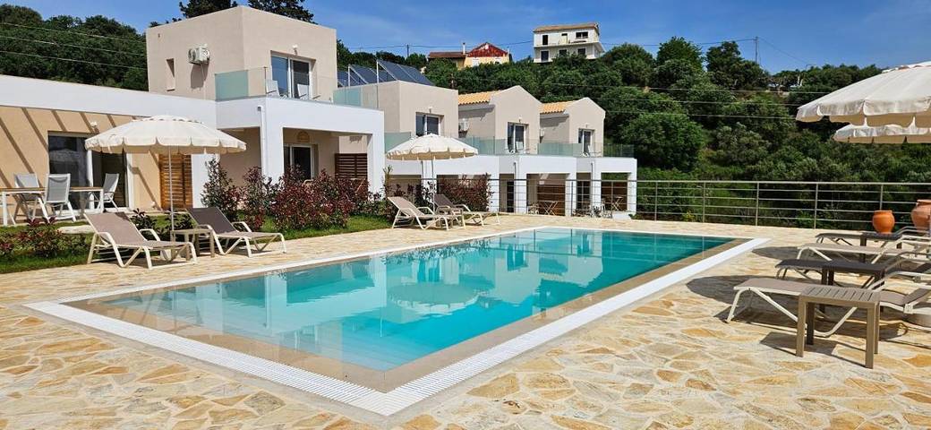 Bungalow für 2 Personen, mit Balkon und Terrasse sowie Garten und Pool auf Korfu - 2