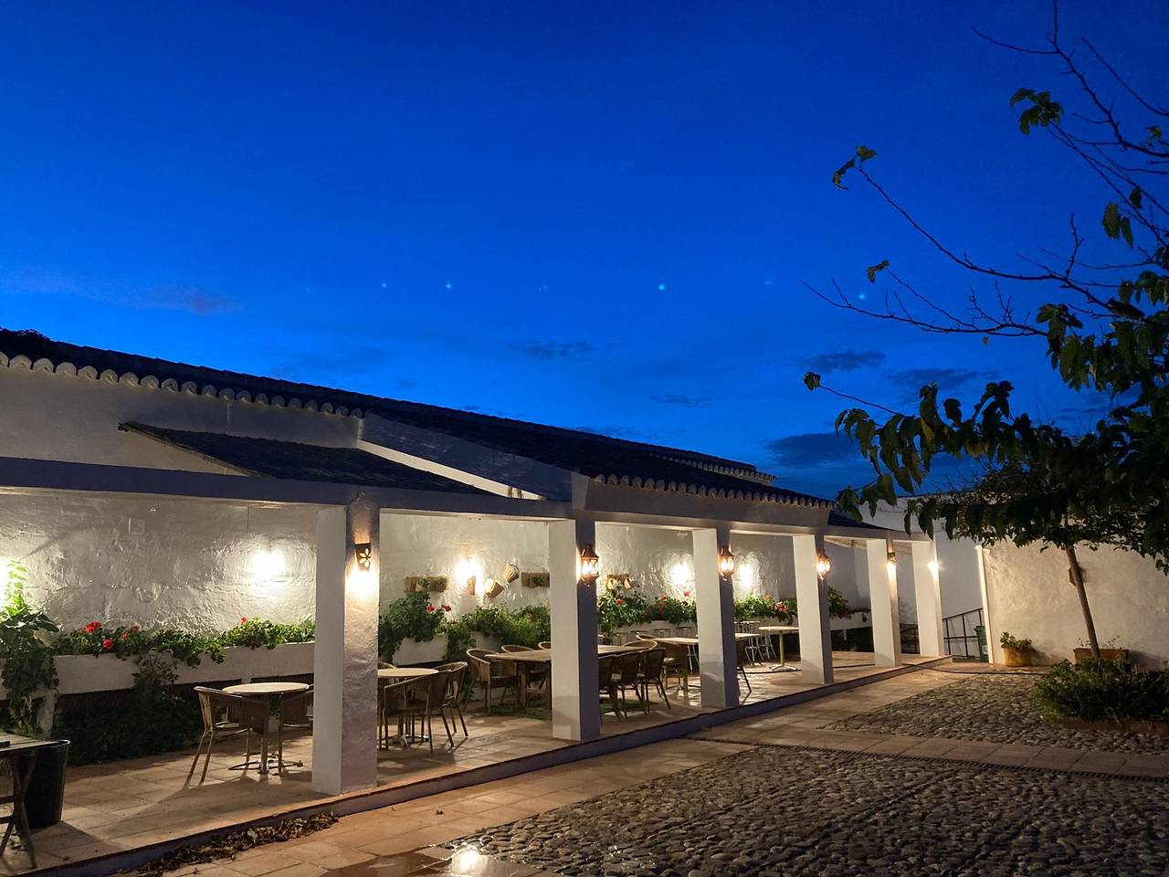 Holiday Home 'Cortijo Caracate' with Mountain View, Wi-Fi and Air Conditioning in Archidona, Málaga Province