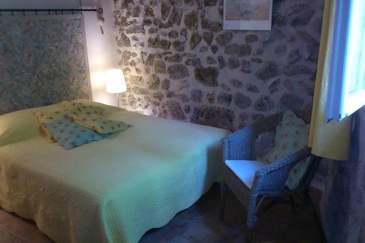 Gîte pour 6 personnes, avec jardin à Saint-Guilhem-le-Désert - 4