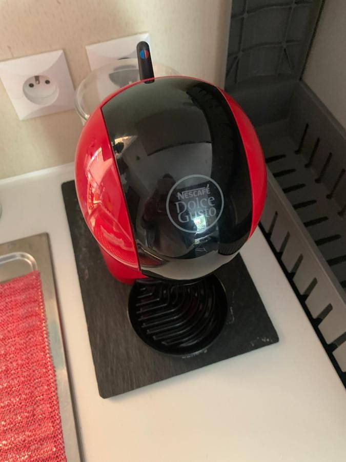 Camping pour 8 personnes, avec piscine et bassin pour enfant ainsi que jacuzzi et jardin, adapté aux familles à Parentis-en-Born - 4