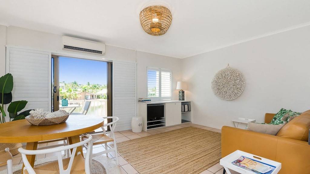 Ganze Wohnung, St. Tropez, Noosa Sound, am Wasser, erste Ebene in Noosa Heads, Noosa