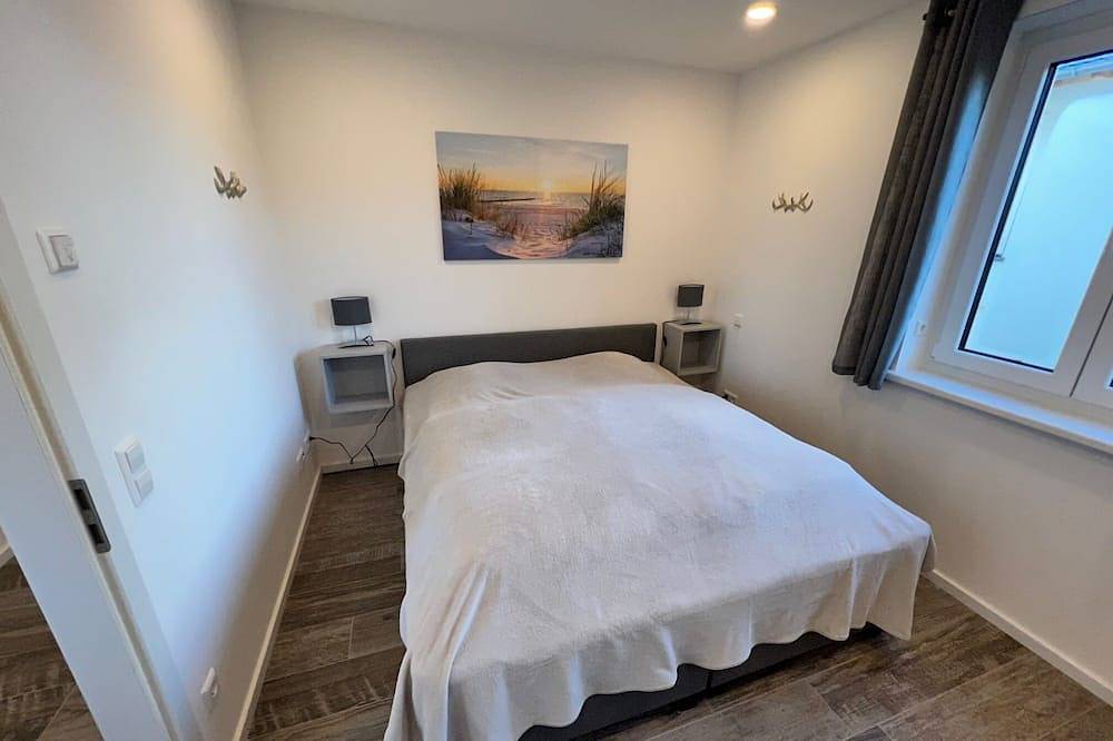 Ganze Wohnung, Hainer See, Moderne, großzügige Ferienwohnung mit Seeblick, 25 Meter zum See in Rötha, Hainer See