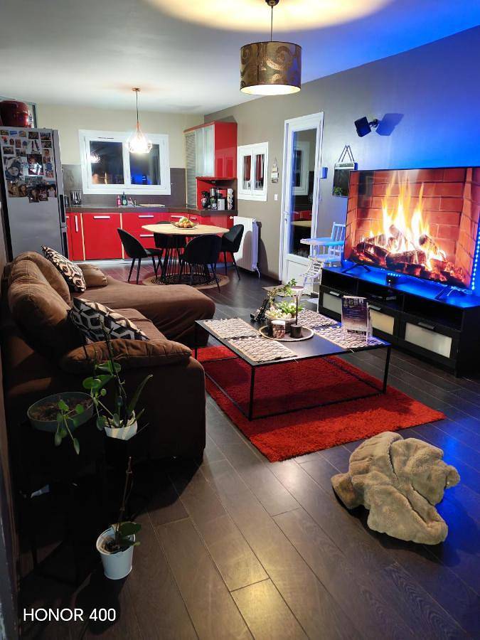 Location de vacances pour 6 personnes, avec Balcon ainsi que Terrasse et Jardin à Saint-Prix (Val-d'Oise)