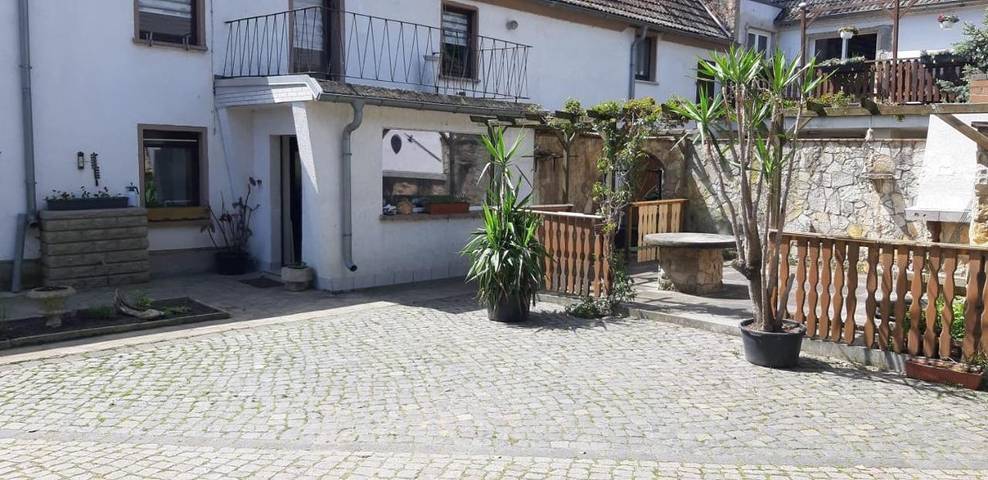 Ferienwohnung für 2 Personen, mit Balkon und Terrasse in Mücheln (Geiseltal)