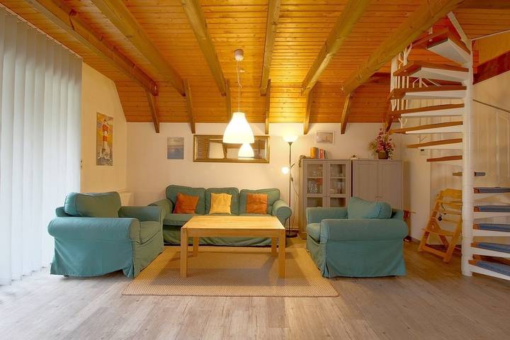Ferienhaus für 4 Personen, mit Terrasse und Garten