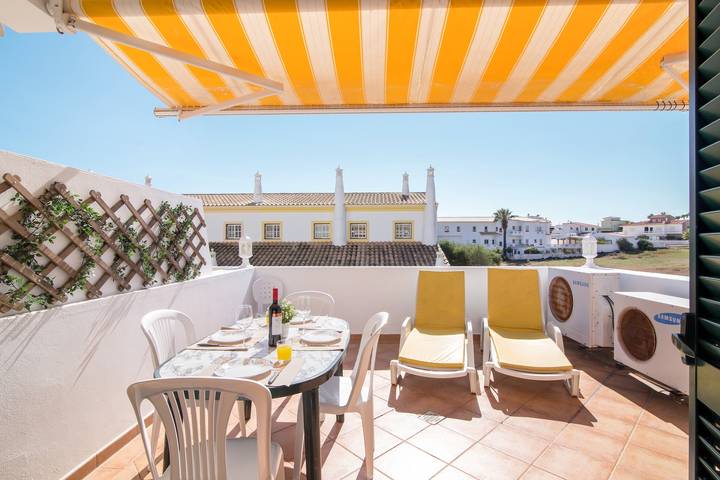 Ferienhaus für 7 Personen, mit Kinderpool und Balkon sowie Garten in Albufeira - 3
