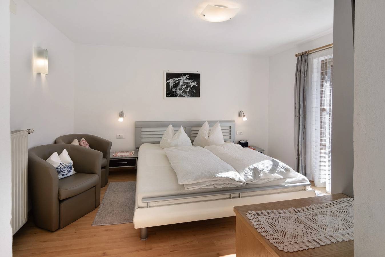 Ganze Wohnung, Ferienwohnung 'Haus Peer A 2' mit Bergblick, privater Terrasse und Wi-Fi in Burgeis, Mals