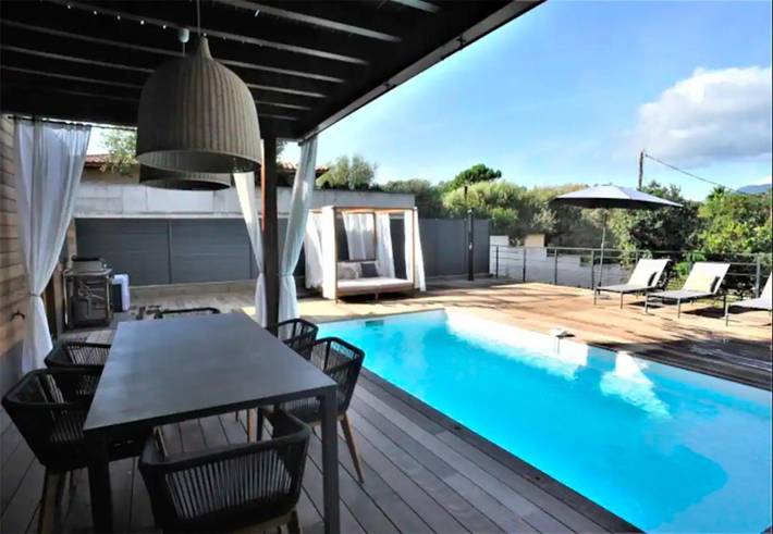 Chalet para 8 personas, con terraza y piscina, Se admiten mascotas - 1