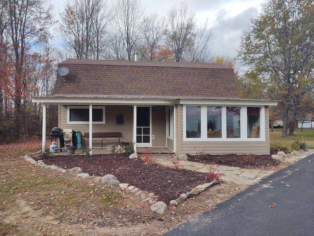 Home with peace and quiet near several attractions in Arenac County