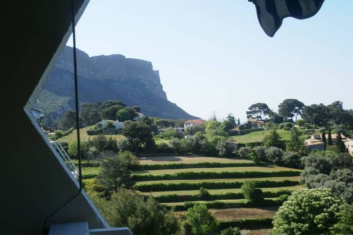 Ferienwohnung für 4 Personen, mit Garten und Terrasse sowie Pool in Cassis