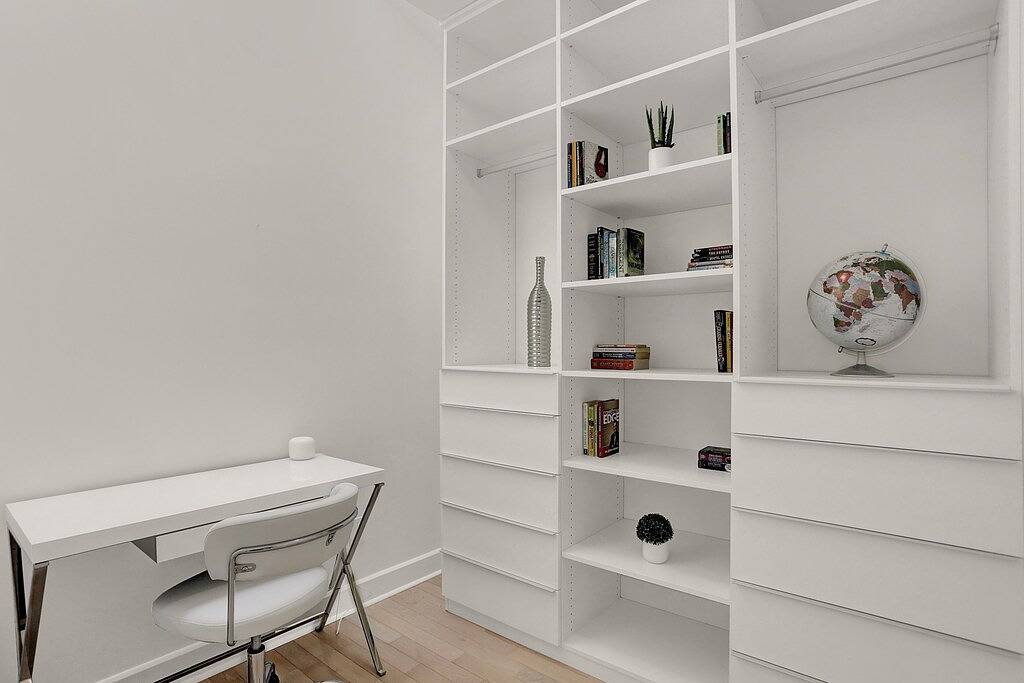 Downtown Modern and Luxurious 3 Bd/ 3.5 Ba Townhouse in Indianapolis, Indiana