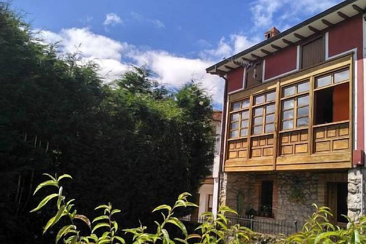 Gîte pour 8 personnes, avec Jardin