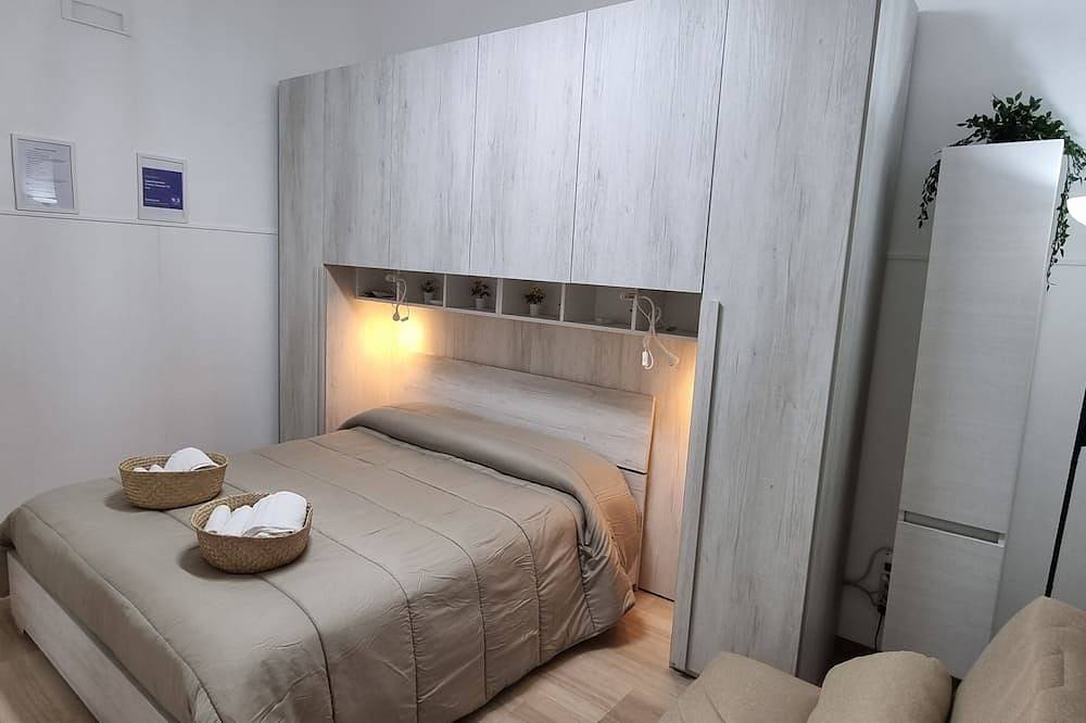 Ganze Wohnung, 1 Bedroom Apartment in Niscemi in Niscemi, Caltanissetta Provinz