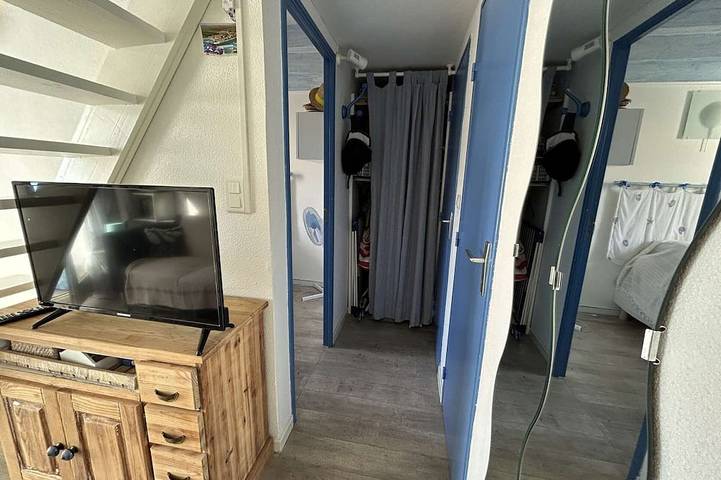 Gîte pour 4 personnes, avec Jardin dans Plages des Cabanes de Fleury - 2