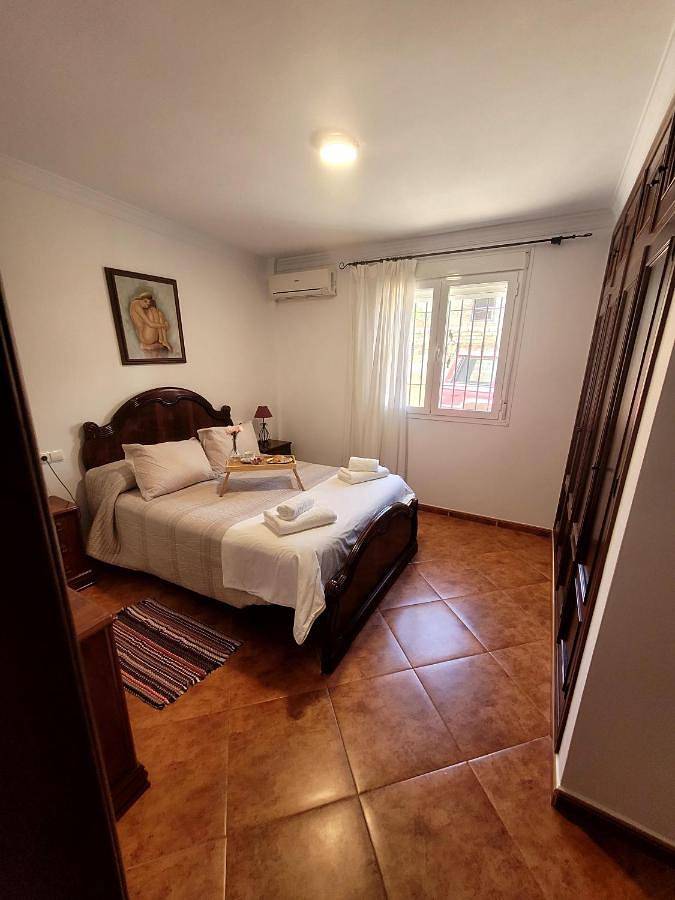 Location de vacances pour 8 personnes, avec vue et balcon à Cuevas del Becerro - 2