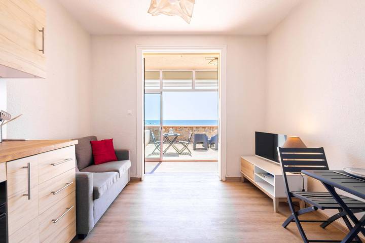 Location de vacances pour 3 personnes, avec balcon/terrasse dans Plage du Casino - 3