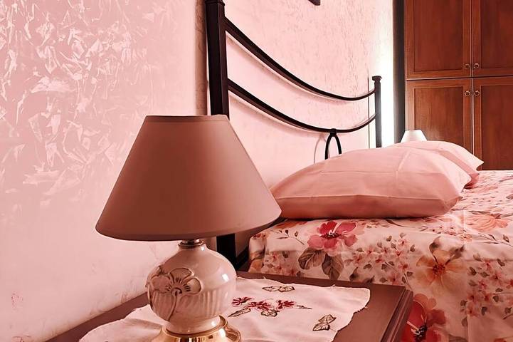 Ganze Wohnung, Comfortable seaside apartment, spacious and sweet atmosphere near Rome. in Ostia, Rom