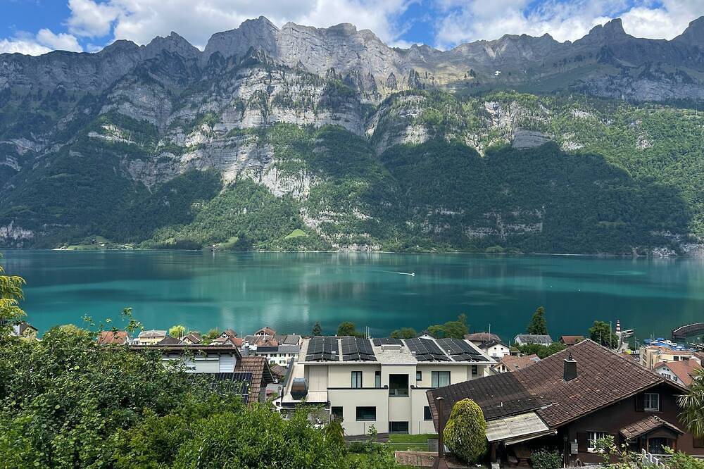 Ganze Wohnung, Gemütliche Ferienwohnung\nsee und Alpenblick - Skigebiet Flumserberg in Quarten, Churer Rheintal