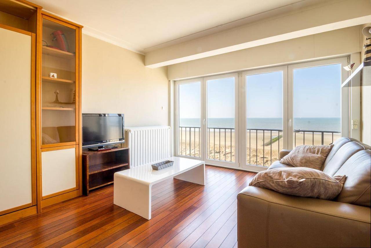 Geheel appartement, Studio with Sea View in Westende, Middelkerke